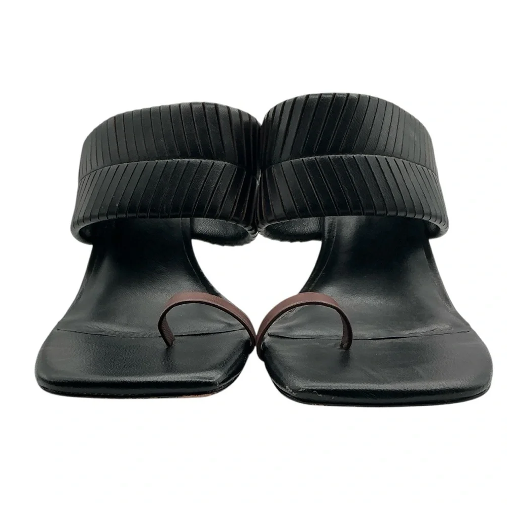 Deltan leather Elegant Black Women's Shoes‎ size 9.5 M